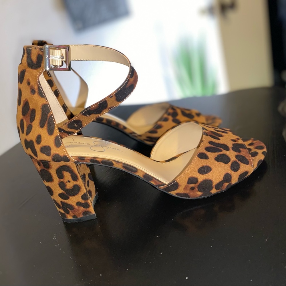 Jessica Simpson heels